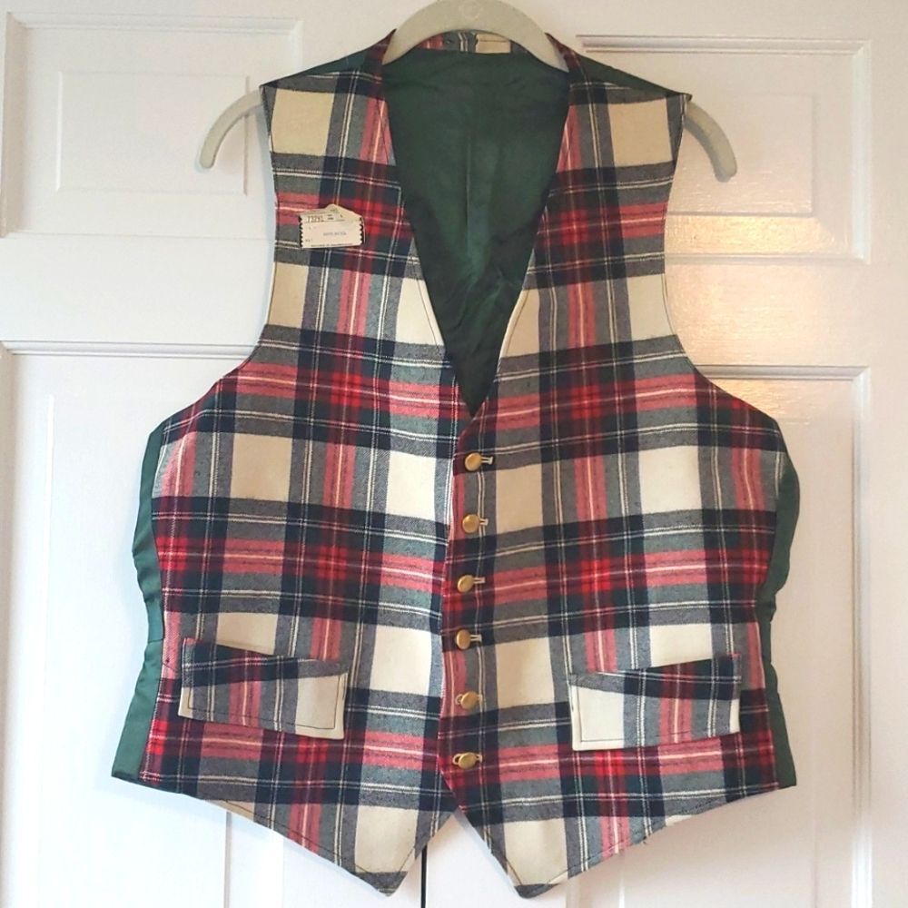 VINTAGE WOOL PLAID HOLIDAY VEST RED GREEN WHITE GOLD BUTTONS MEN'S 44 FLAWS